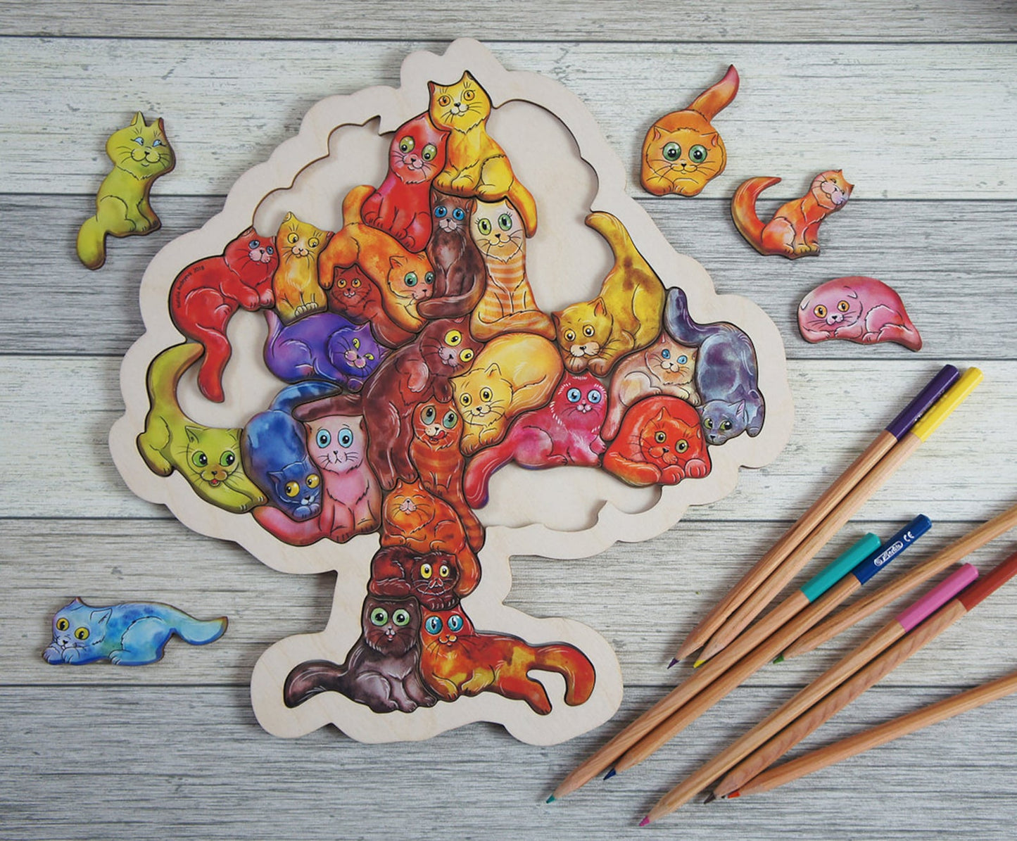 Wooden cat tree puzzle with sorting figures in painted plywood - logic and language tool, view 3